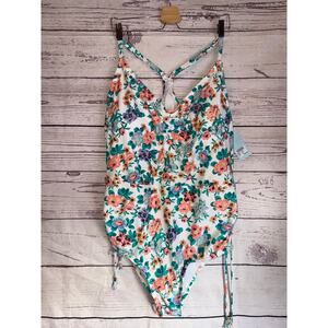 rue 21 Nwt white floral women one piece bathing suit Sz 3x
